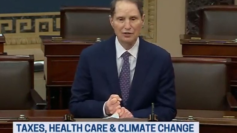 ron wyden inflation reduction act debate 