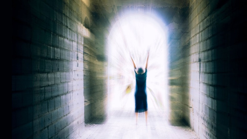 Woman, portal, light, death