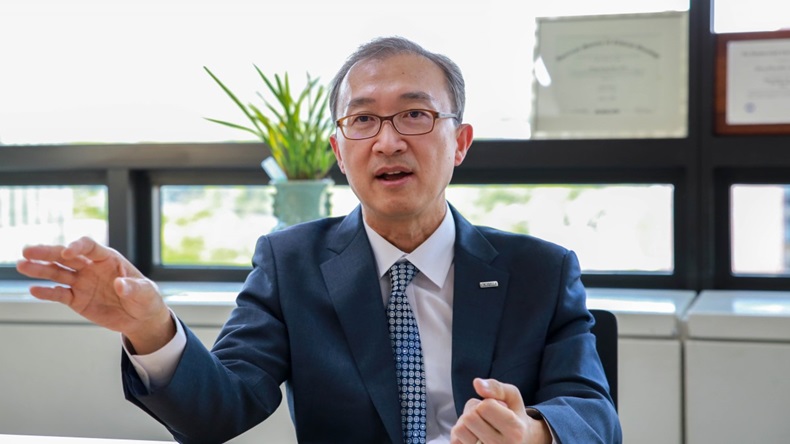 Bong-Seog Kim, CTO of Boryung Pharmaceutical